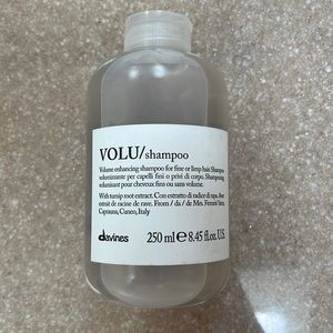 Davines Volu shampoo